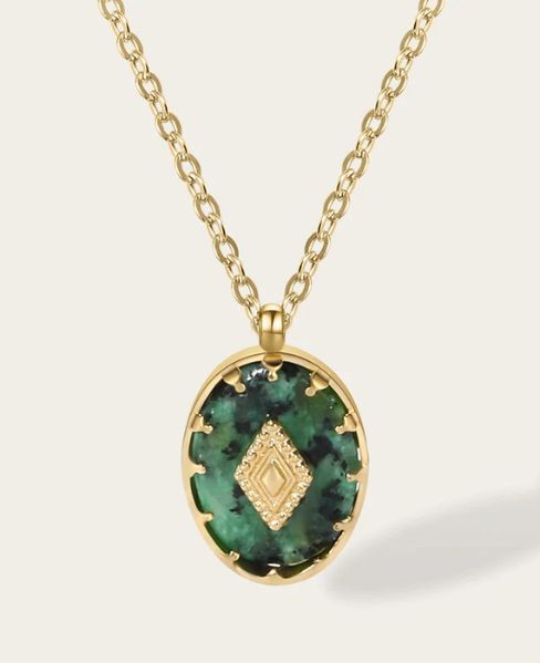 Emera Necklace