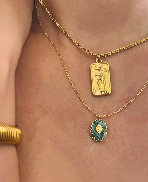 Emera Necklace