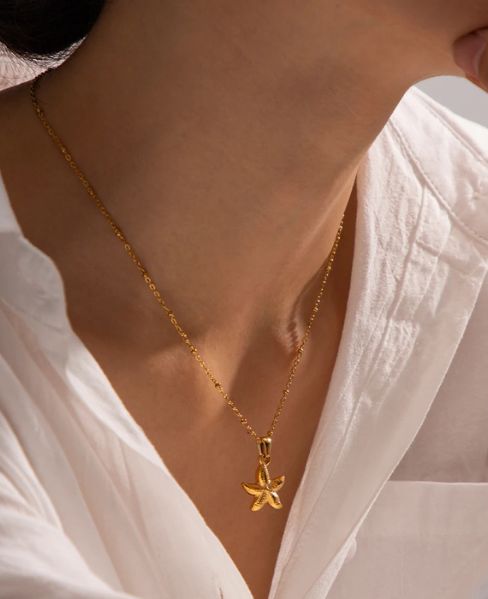 Noa Necklace