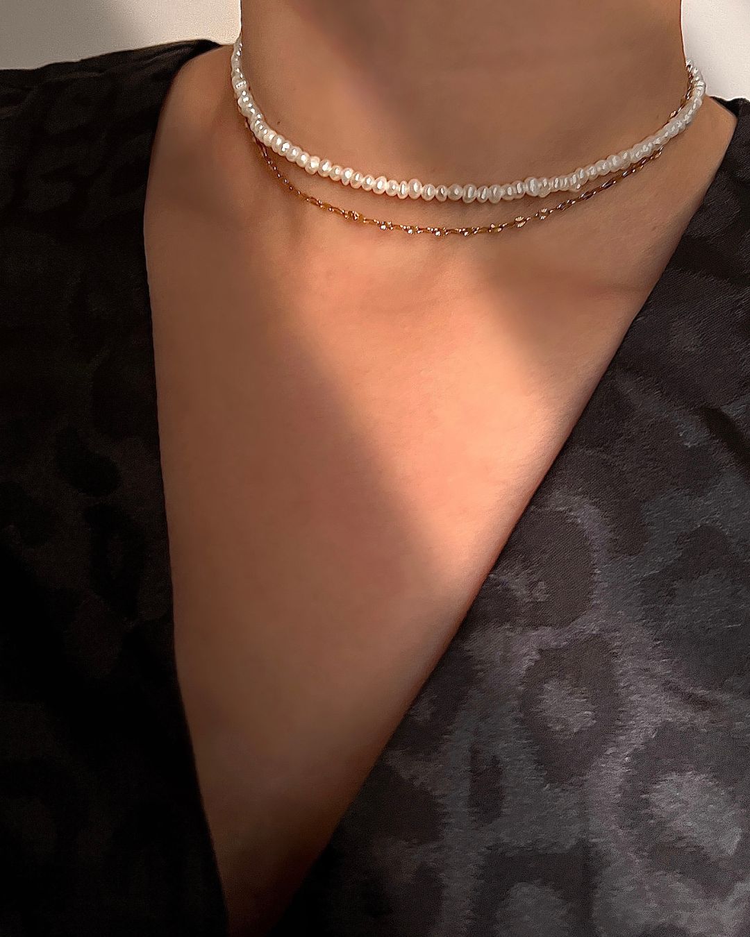 Pearl T-Necklace