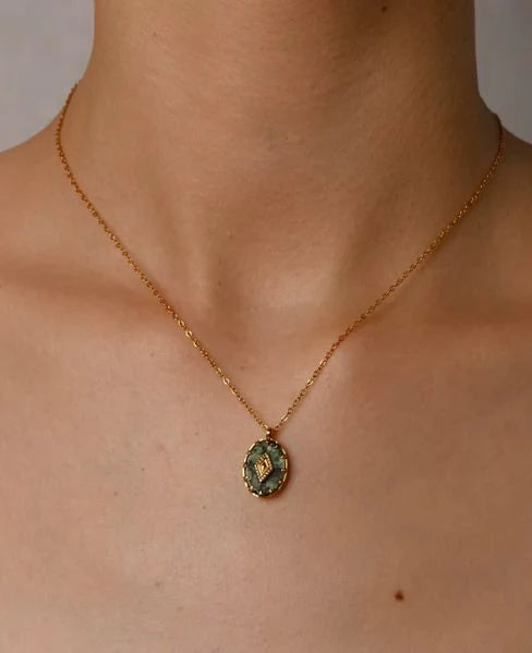 Emera Necklace